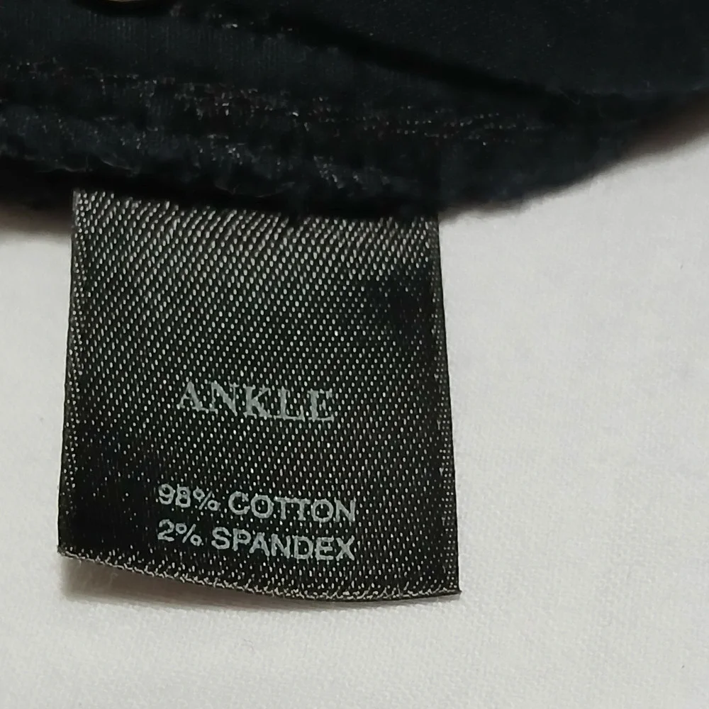 White House‎ Black Market Noir Ankle Pants Women's Size 6 Black Zippers - Picture 7 of 8